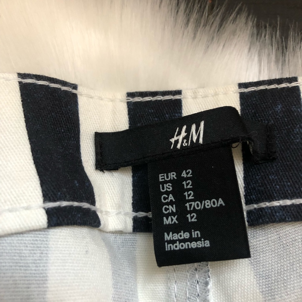 Pants 👖 - Picture 4 of 4